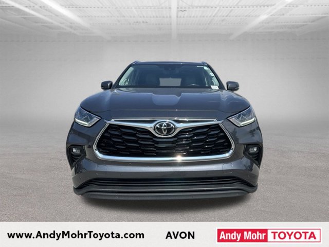 Used 2021 Toyota Highlander Limited AWD/4WD image 3