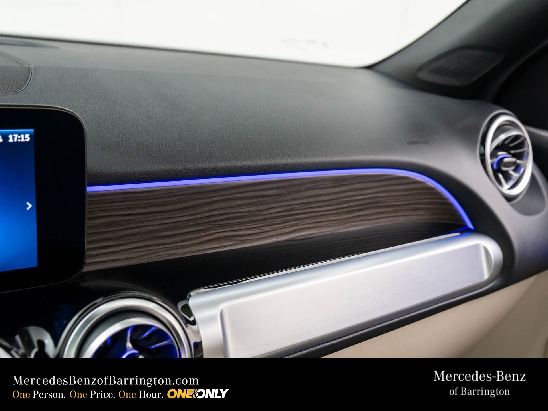 New 2026 Mercedes-Benz GLB 250 4MATIC image 30