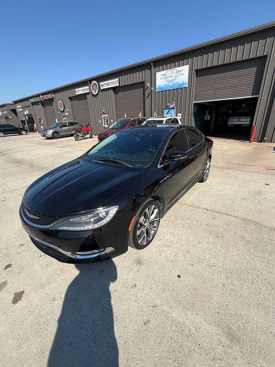 Used 2015 Chrysler 200 C w/ Navigation & Sound Group I image 9