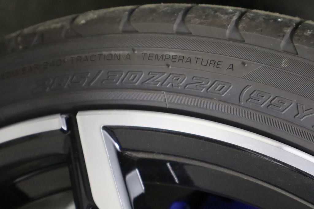 Used 2025 BMW M2 image 47