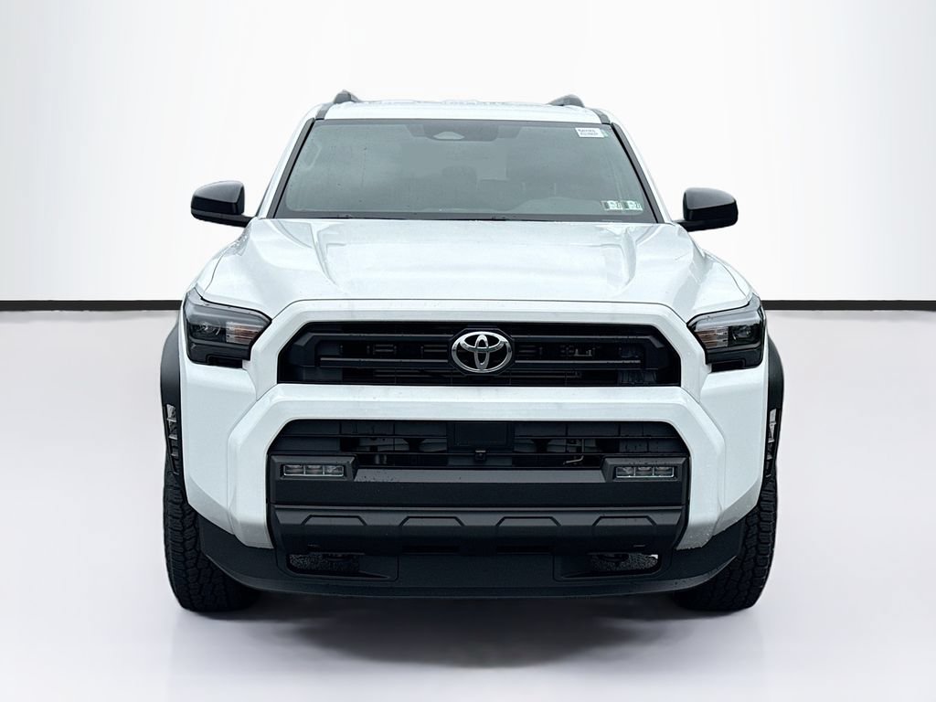 Used 2025 Toyota 4Runner SR5 AWD/4WD image 2