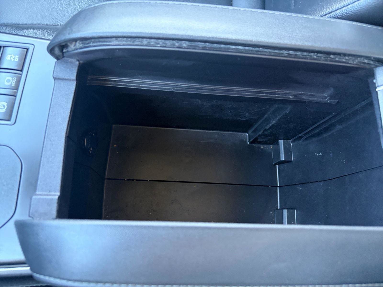 Used 2023 Toyota Highlander XLE image 38