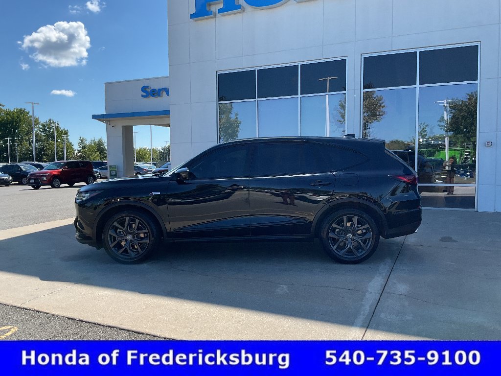 Used 2023 Acura MDX A-Spec AWD/4WD image 2