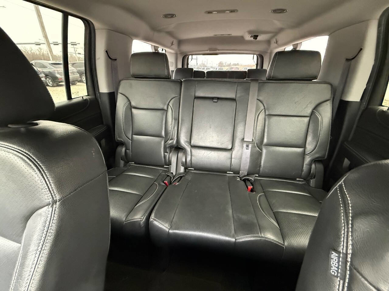 Used 2015 GMC Yukon XL SLE image 31