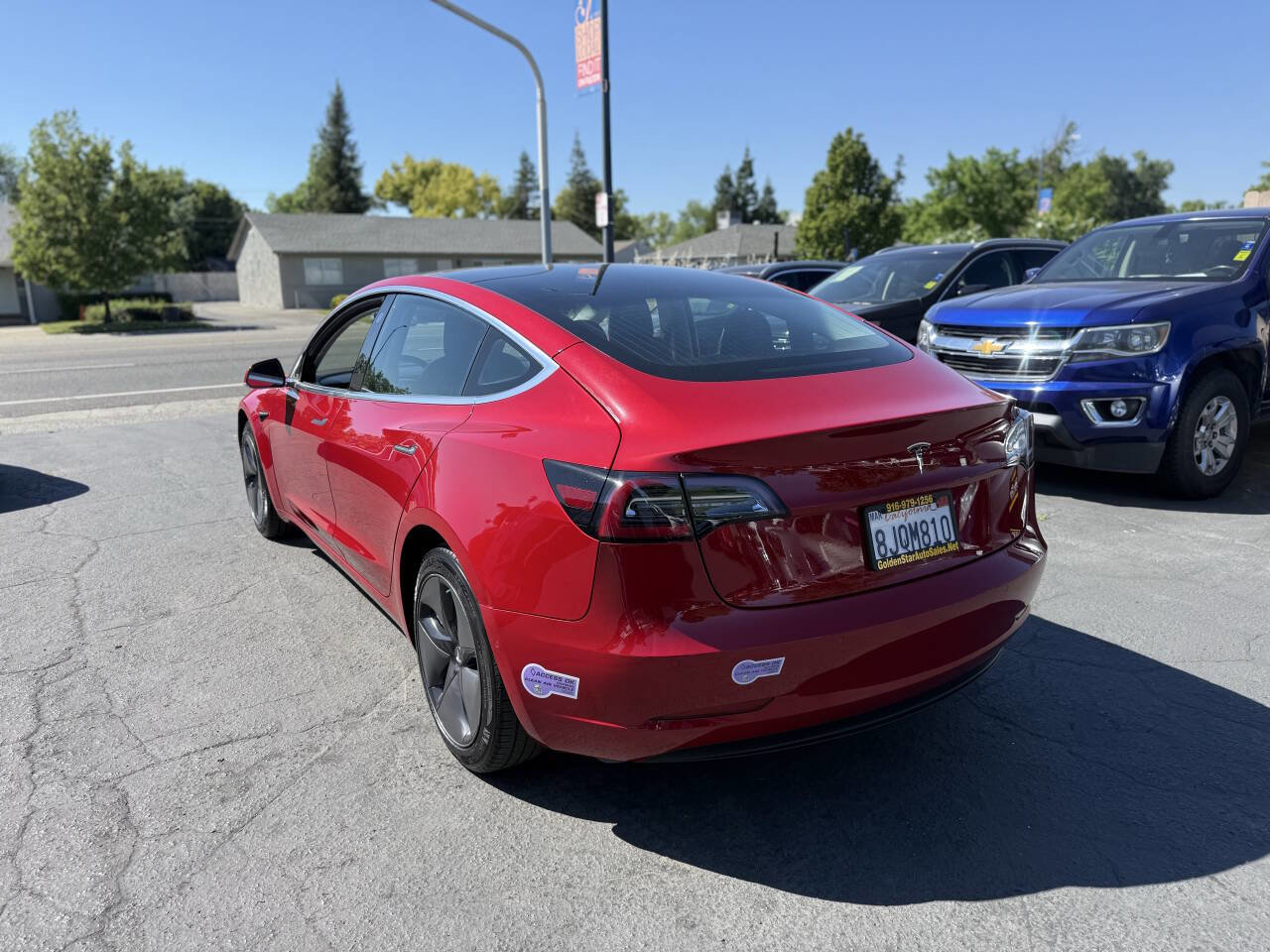 Used 2019 Tesla Model 3 Mid Range image 4