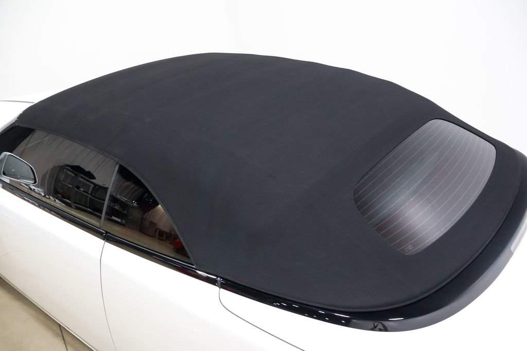 Used 2019 Rolls-Royce Dawn RWD image 36