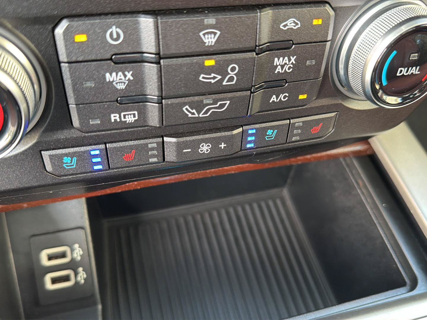 Used 2019 Ford F150 King Ranch w/ Equipment Group 601A Luxury AWD/4WD image 30