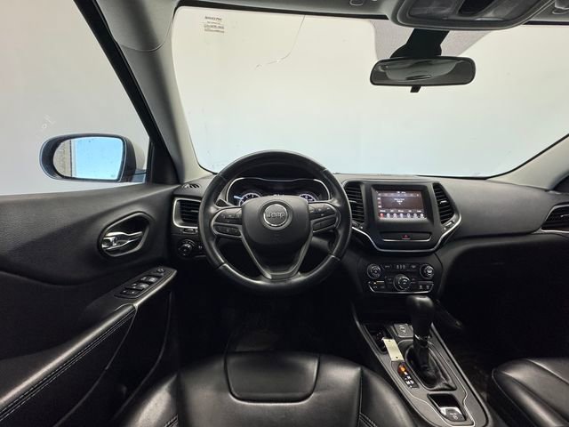 Used 2019 Jeep Cherokee Latitude Plus image 21