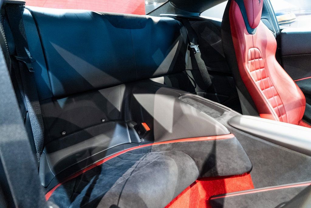 Certified 2022 Ferrari Roma RWD image 40