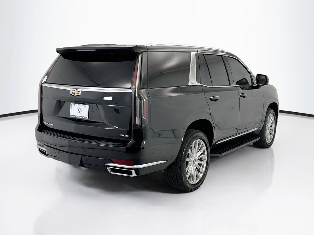 Used 2023 Cadillac Escalade Premium Luxury w/ LPO, Floor Liner Package AWD/4WD image 5