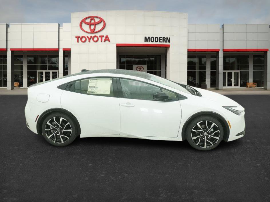 New 2026 Toyota Prius Plug-In Hybrid image 29