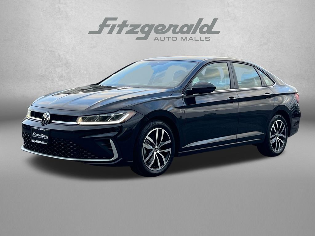 Used 2025 Volkswagen Jetta SE FWD image 2