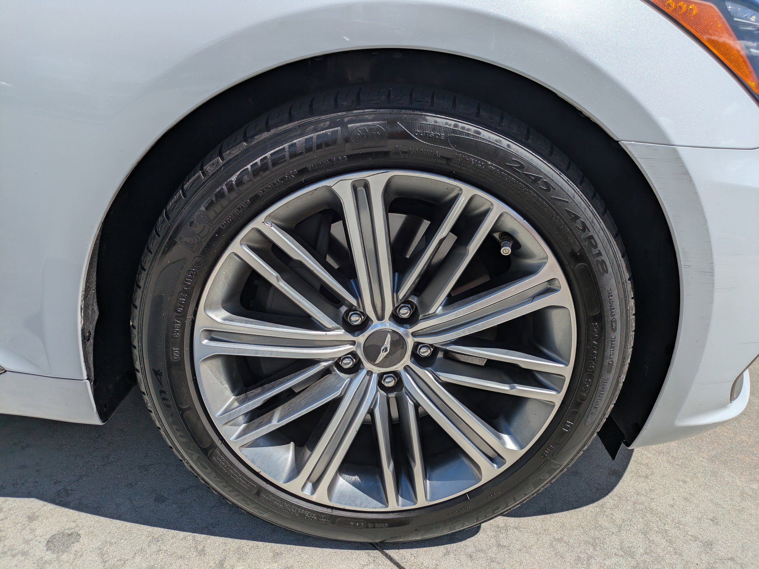 Used 2019 Genesis G80 3.8 image 9