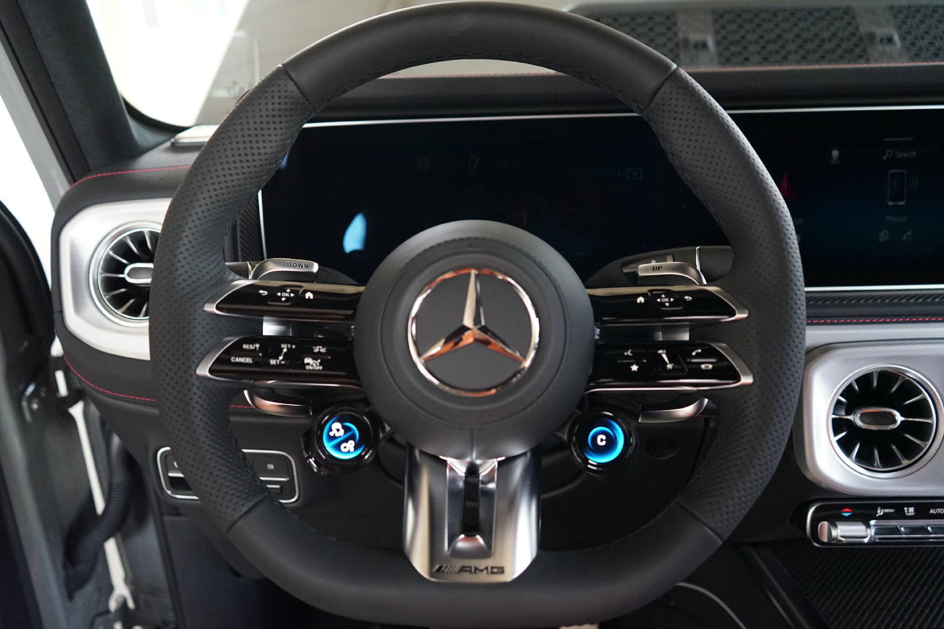 Used 2027 Mercedes-Benz G 63 AMG 4MATIC image 17