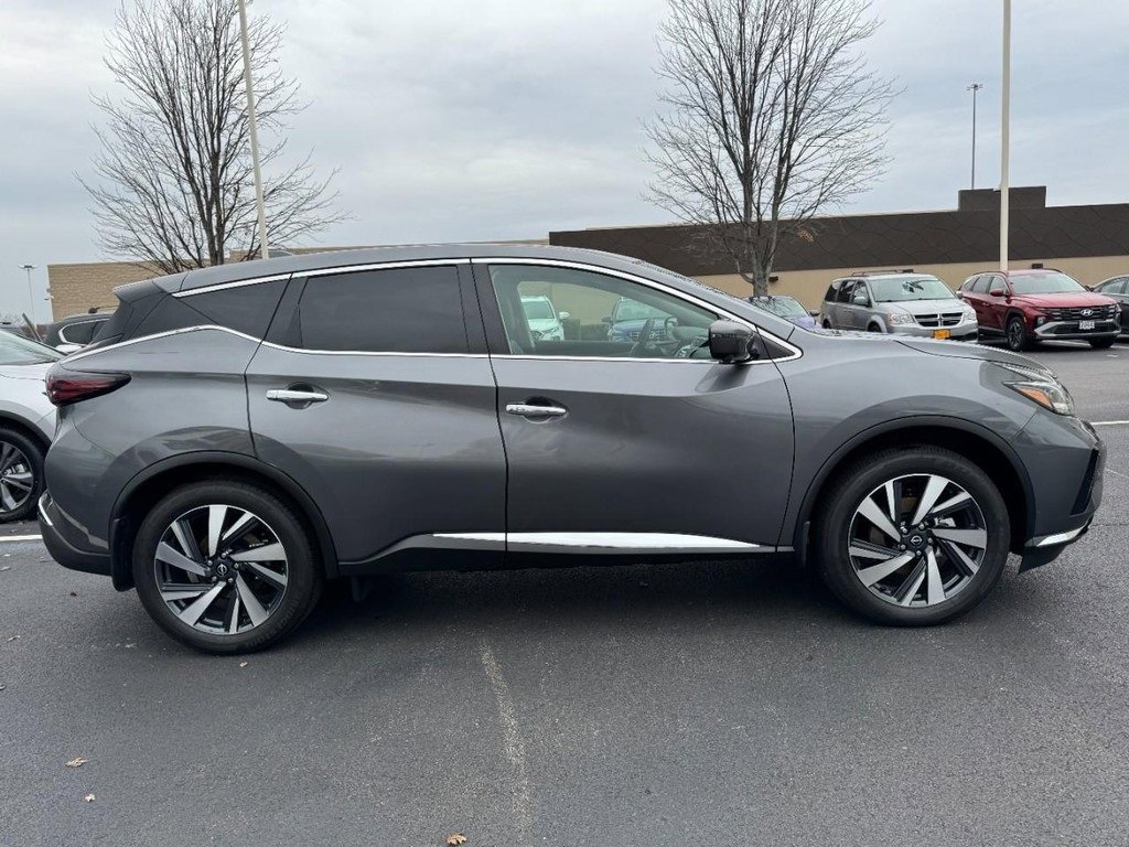 Used 2024 Nissan Murano SL image 2