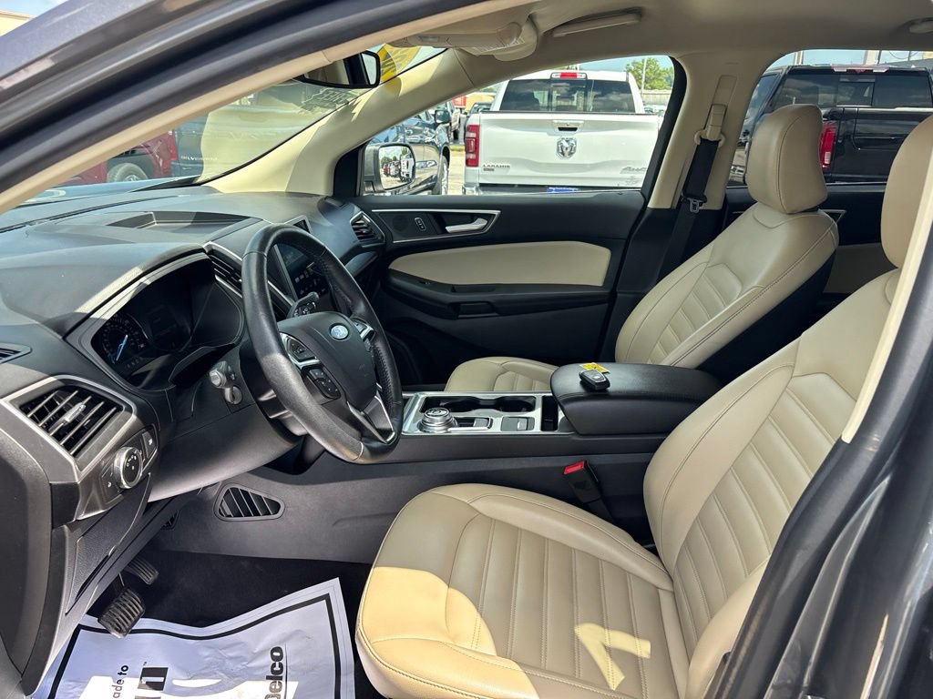Used 2024 Ford Edge SEL AWD/4WD image 16