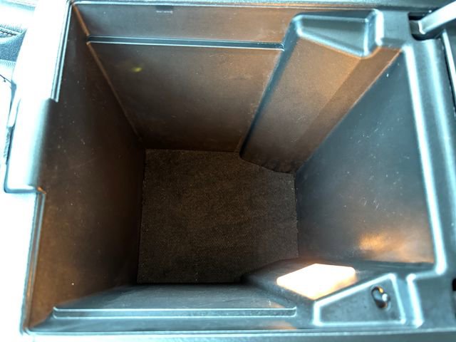 Used 2020 Chevrolet Traverse Premier image 28