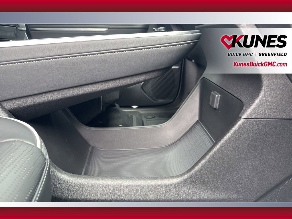 New 2026 Buick Enclave Sport Touring w/ Power Package image 65