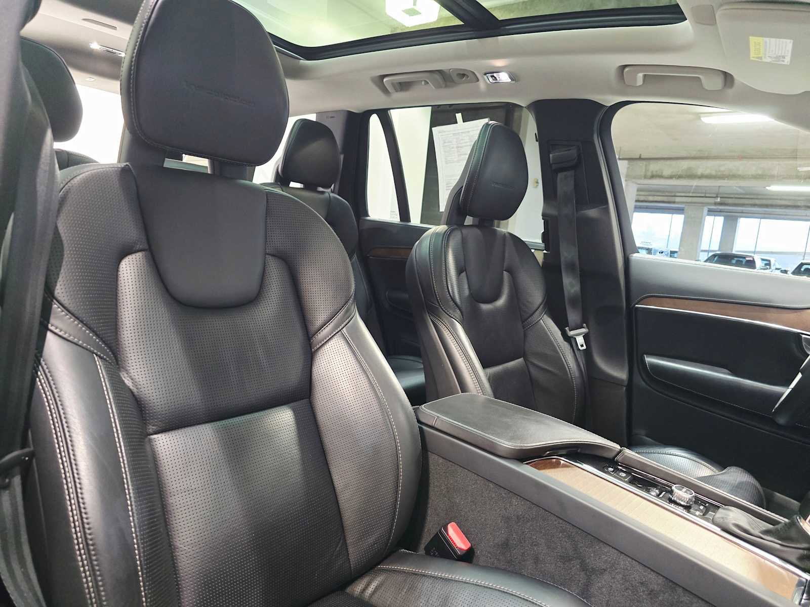 Used 2017 Volvo XC90 T6 Inscription w/ Vision Package image 26