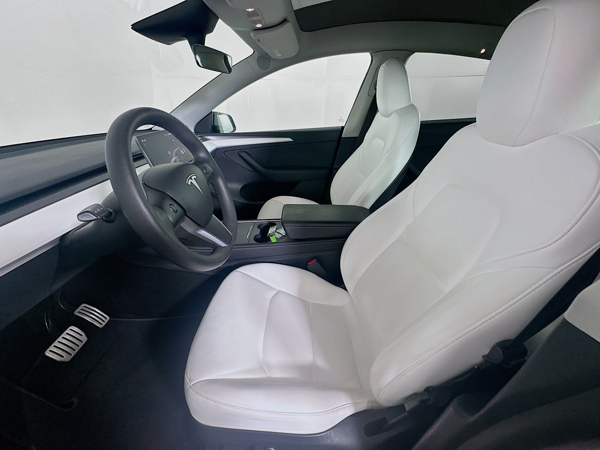 Used 2023 Tesla Model Y Performance AWD/4WD image 13