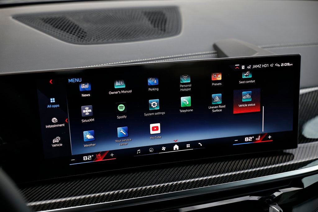 New 2026 BMW X5 M60i w/ Climate Comfort Package image 37