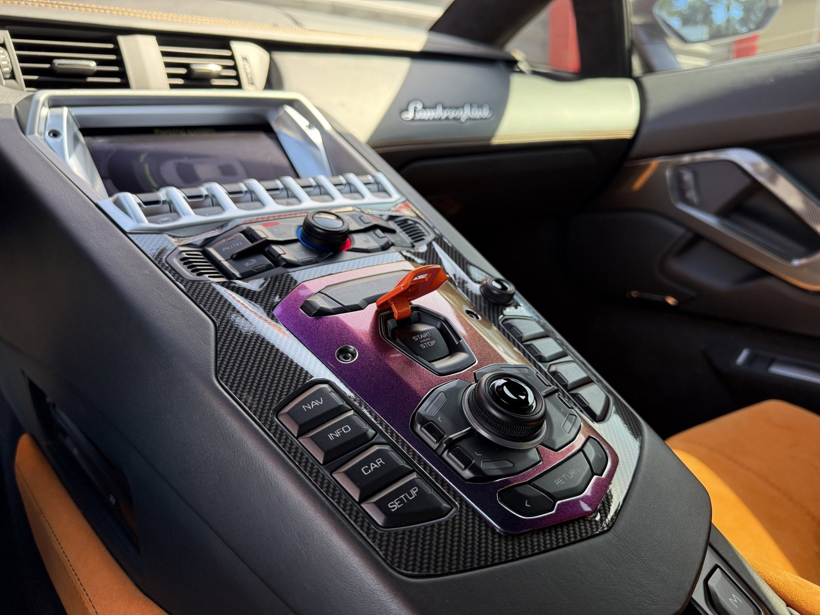 Used 2017 Lamborghini Aventador S image 18