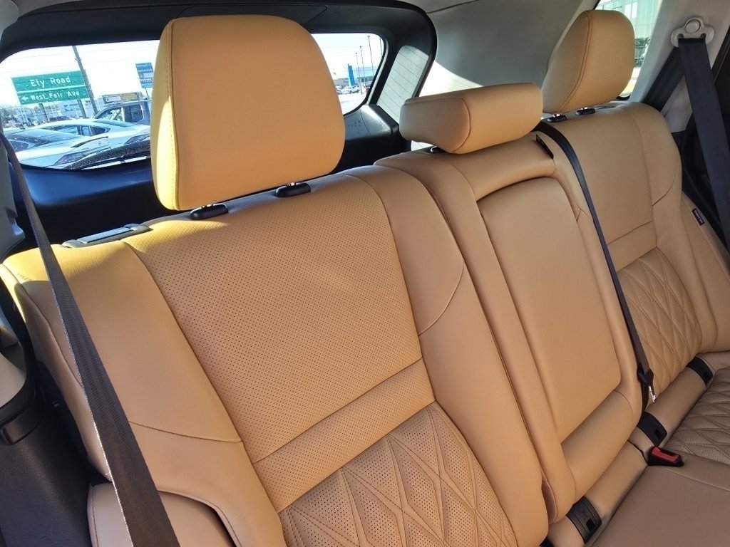 Certified 2023 Nissan Rogue Platinum w/ Platinum Premium Package image 19