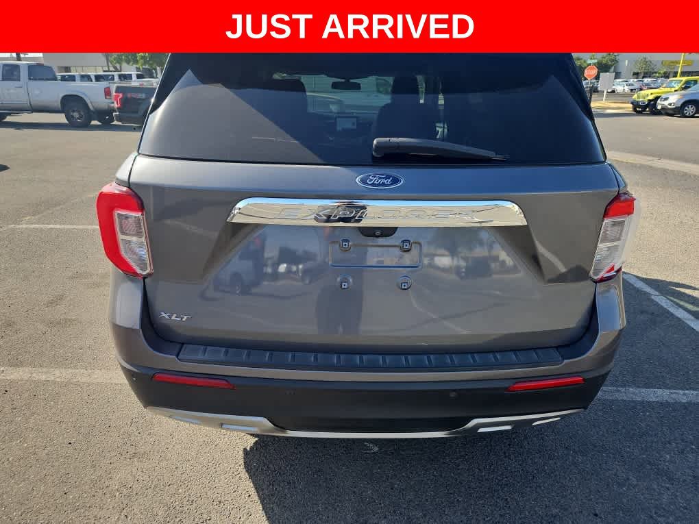 Used 2022 Ford Explorer XLT w/ Equipment Group 202A RWD image 7