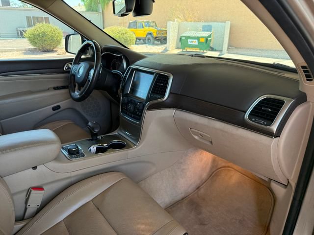Used 2015 Jeep Grand Cherokee Overland AWD/4WD image 31
