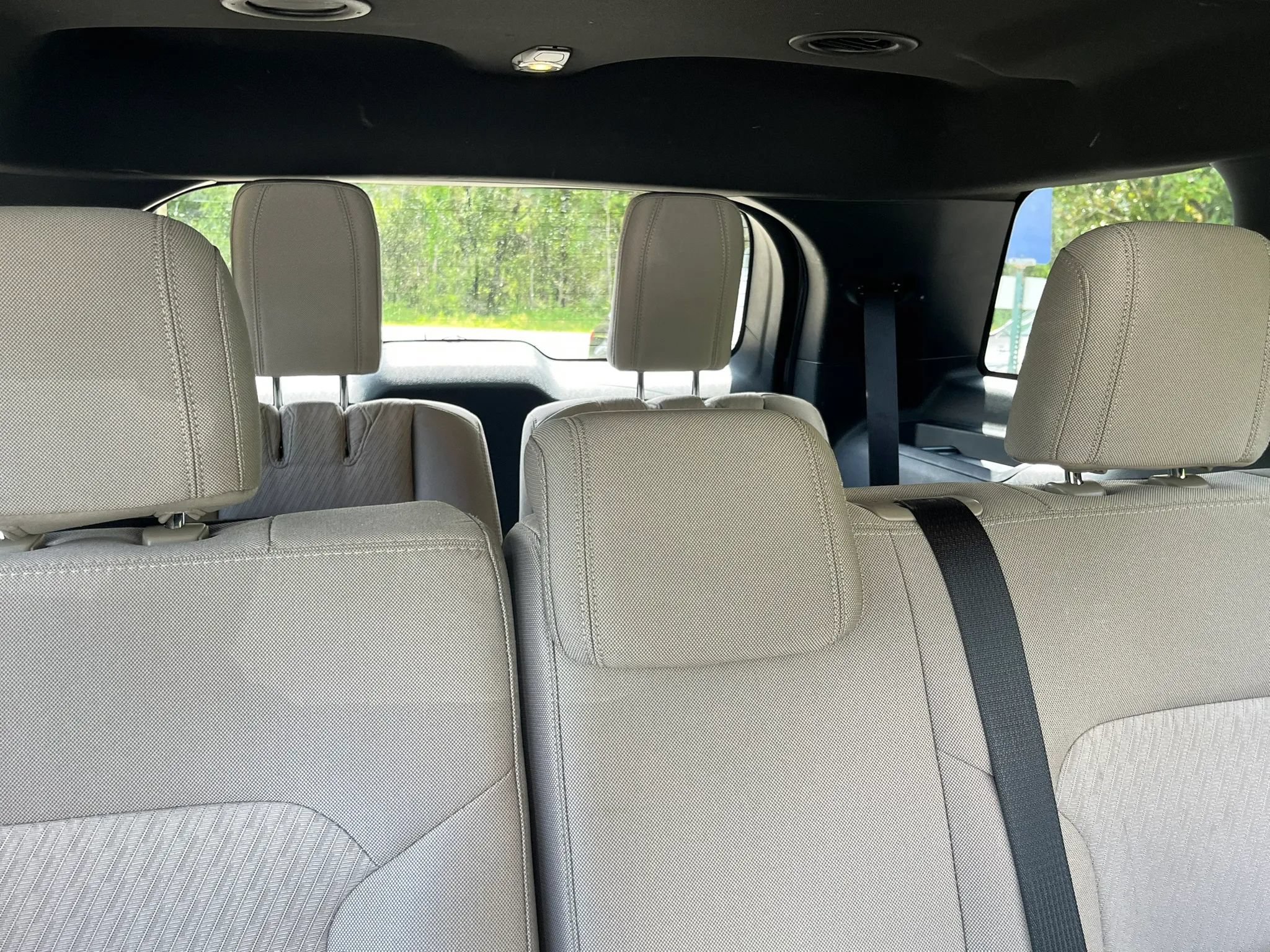 Used 2018 Ford Explorer FWD image 33