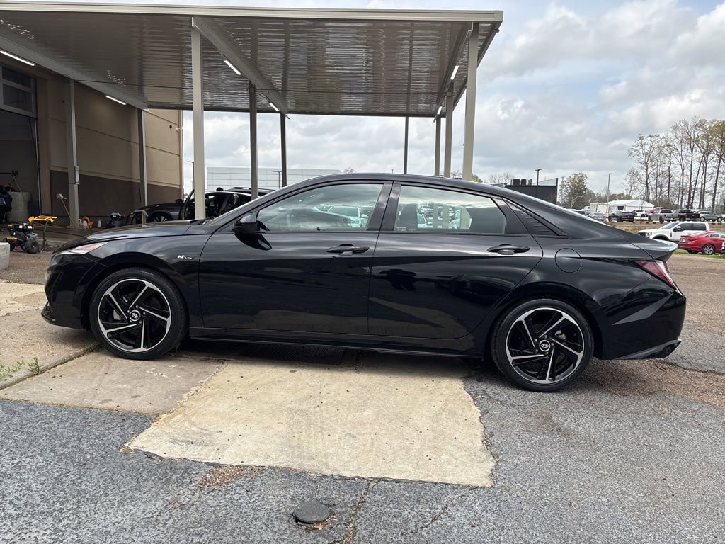 Used 2022 Hyundai Elantra N Line image 9