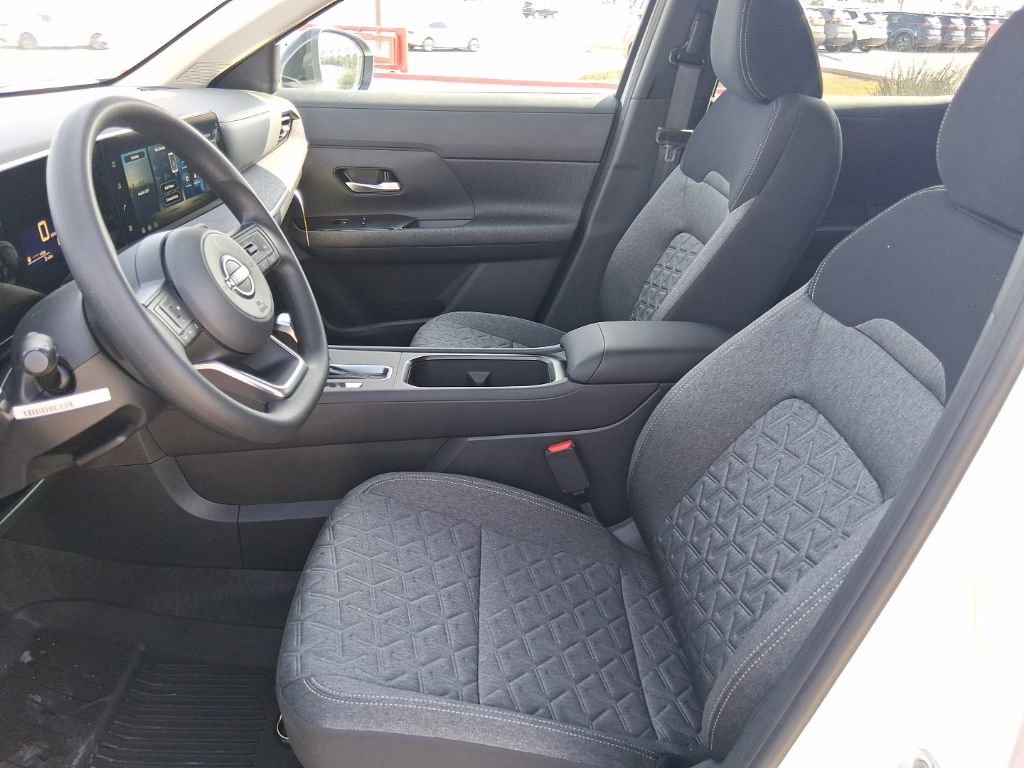 New 2026 Nissan Kicks SV image 22