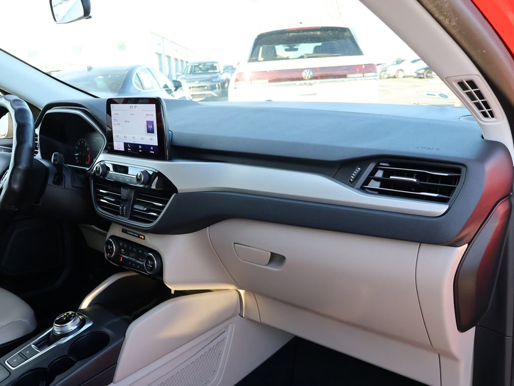 Used 2021 Ford Escape SEL image 13