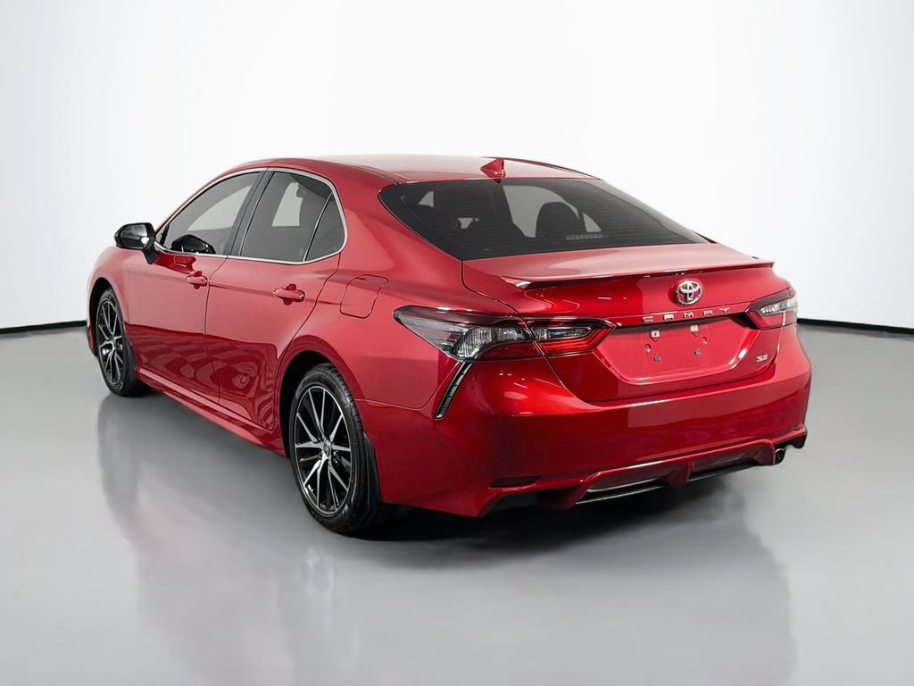 Used 2023 Toyota Camry SE FWD image 7