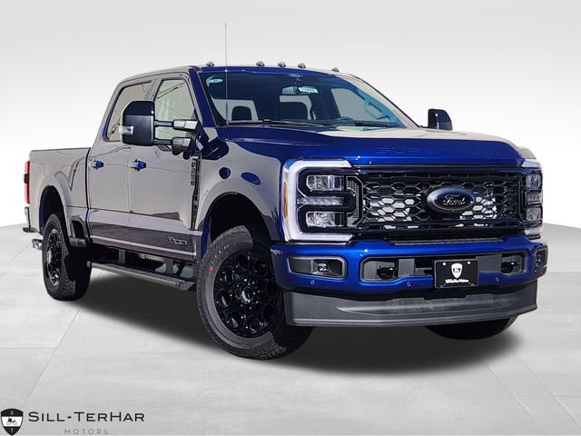New 2026 Ford F250 Lariat w/ Black Appearance Package