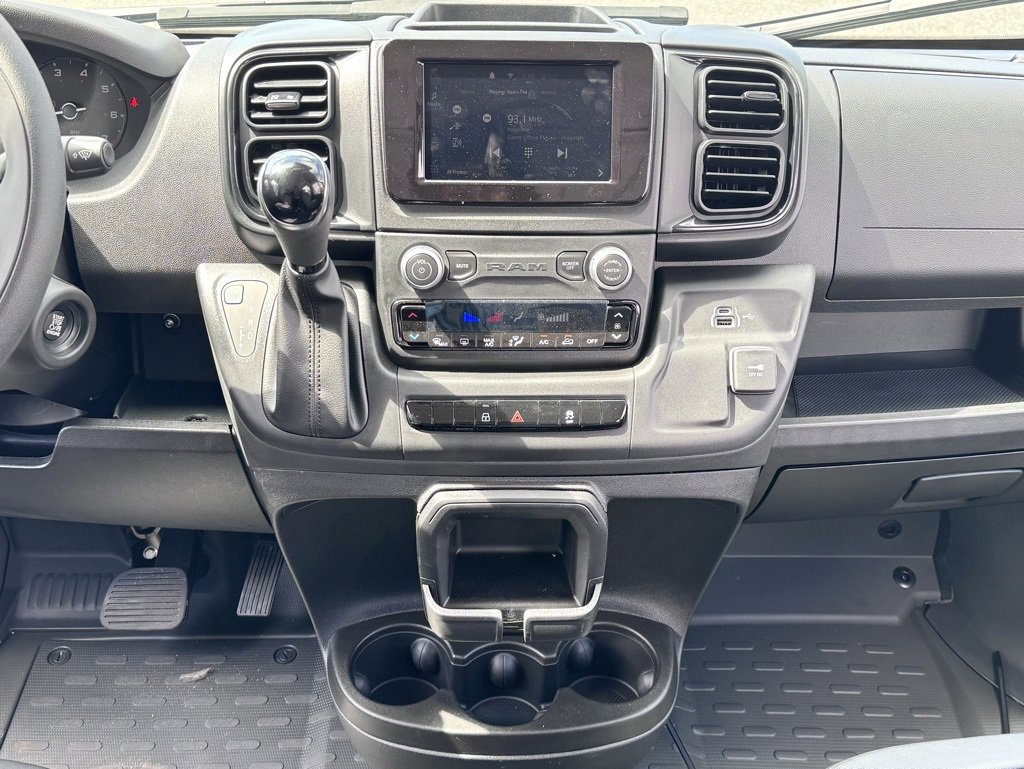 New 2024 RAM ProMaster 2500 w/ Convenience Group image 15