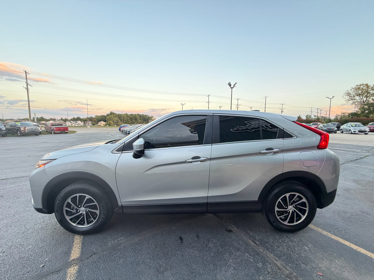 Used 2020 Mitsubishi Eclipse Cross ES image 6