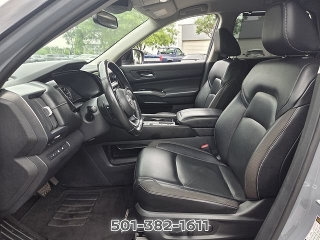 Used 2022 Nissan Pathfinder SL FWD image 9