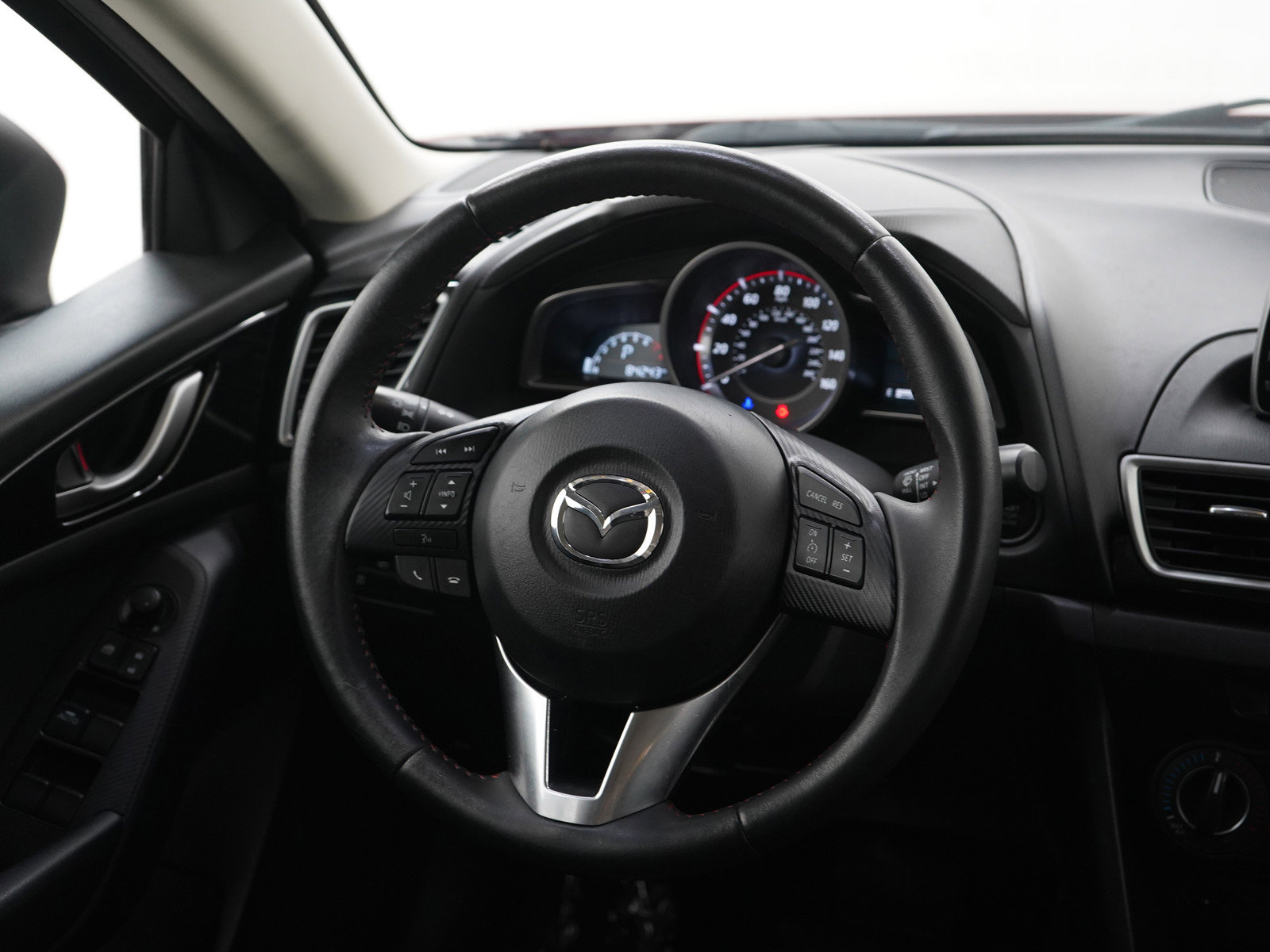 Used 2014 MAZDA MAZDA3 i Touring FWD image 14