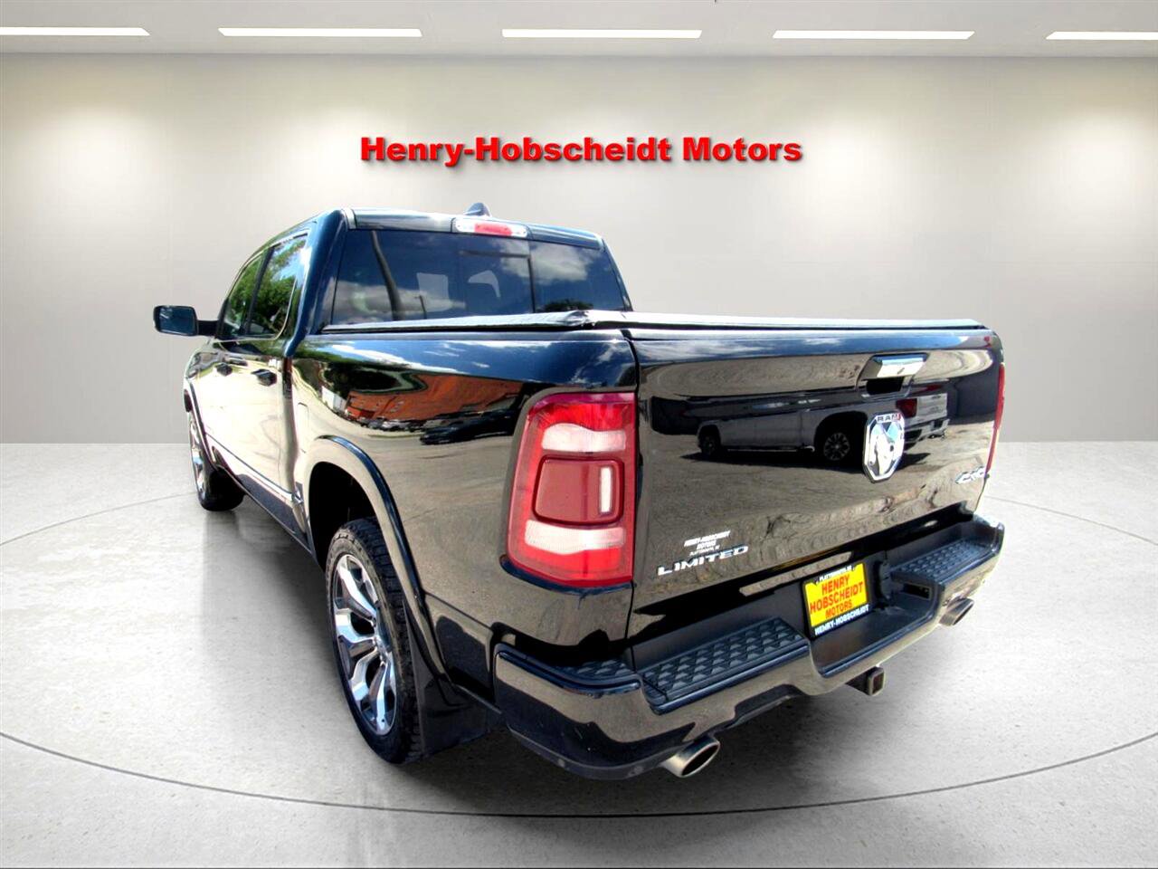 Used 2019 RAM 1500 Limited image 6