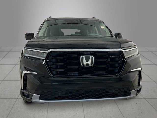 New 2025 Honda Pilot Touring image 11