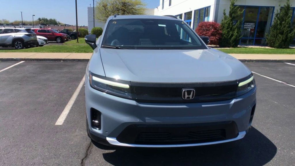 New 2026 Honda Prologue Touring image 3