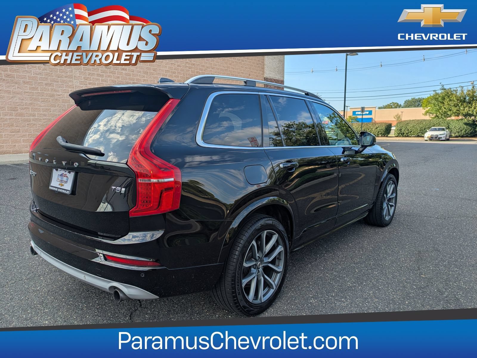 Used 2019 Volvo XC90 T5 Momentum w/ Multimedia Package AWD/4WD image 6