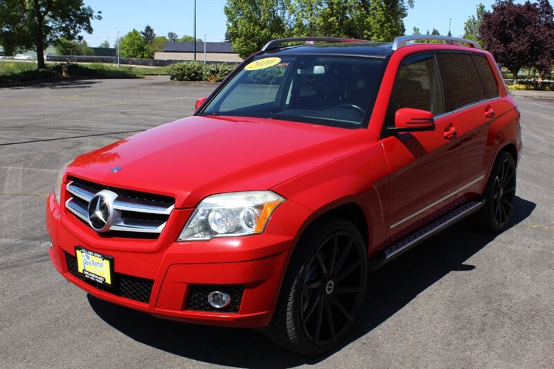 Used 2010 Mercedes-Benz GLK 350 4MATIC image 2