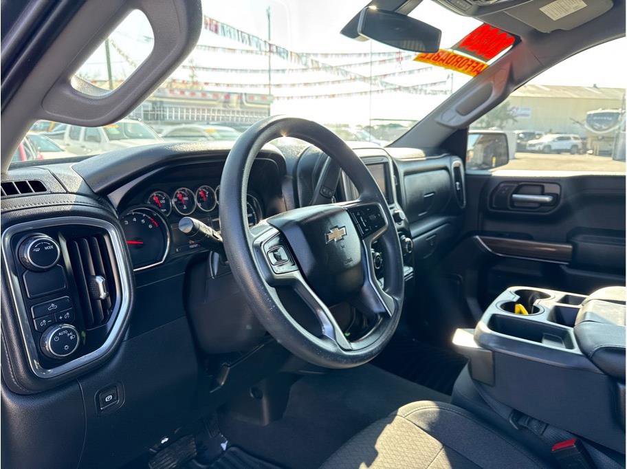 Used 2020 Chevrolet Silverado 1500 LT image 9