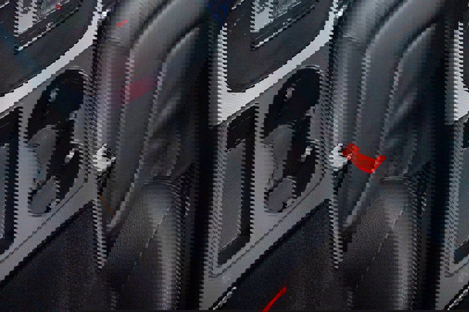 Used 2011 Audi A4 2.0T Premium Plus image 39