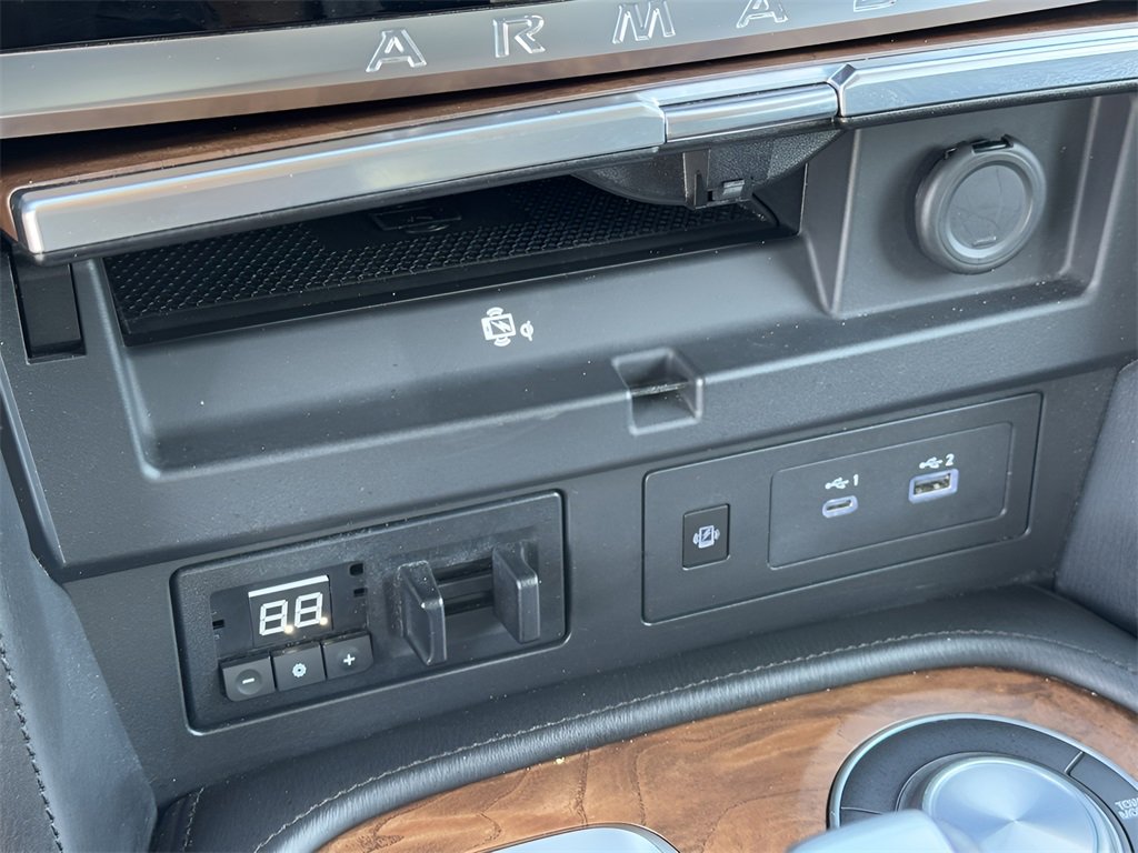 Used 2023 Nissan Armada SL w/ Captain's Chairs Package image 20