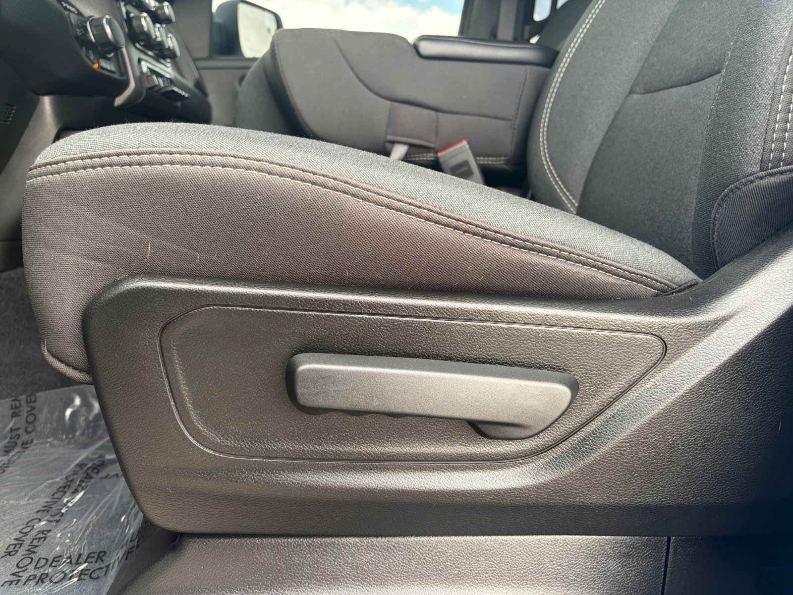Used 2026 RAM 1500 Classic Warlock AWD/4WD image 15