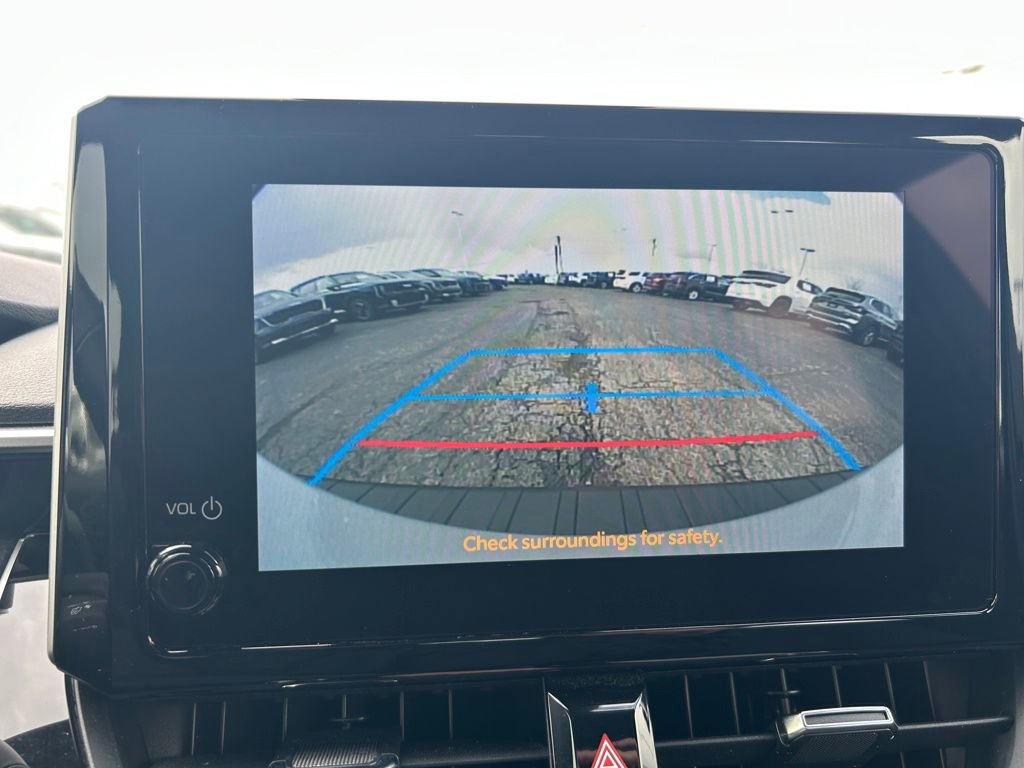 Used 2025 Toyota Corolla SE image 14