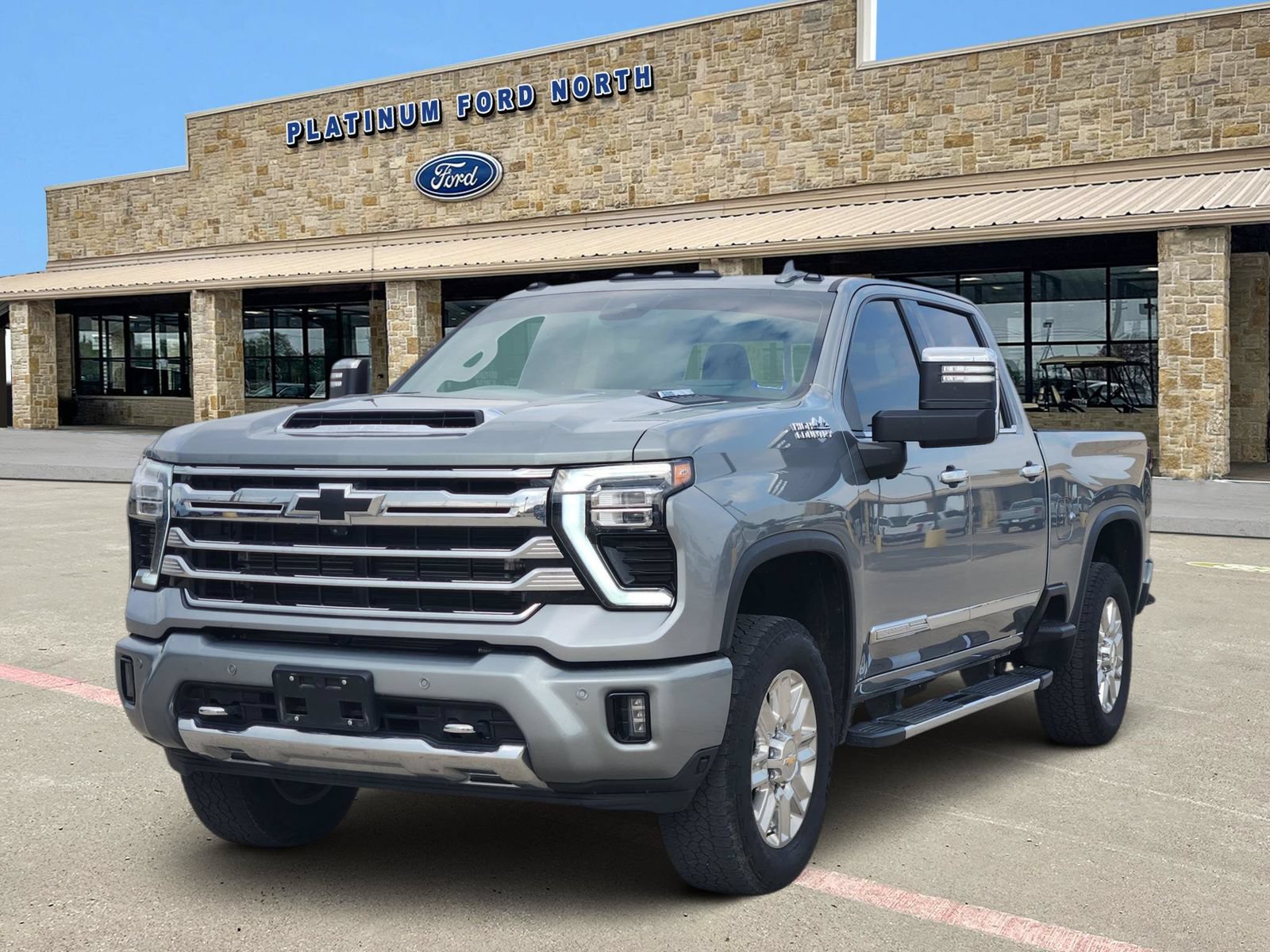 Used 2025 Chevrolet Silverado 2500 High Country w/ High Country Premium Package AWD/4WD video 2